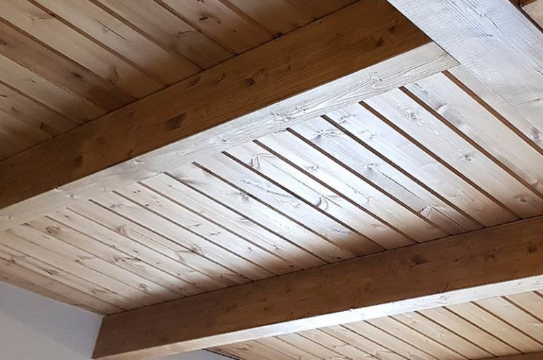 PANEL ABETO BARNIZADO NOGAL MEDIO